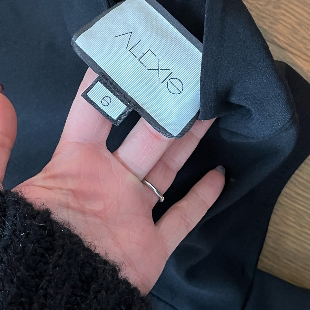 Alexis mock neck dress - Picture 2 of 3